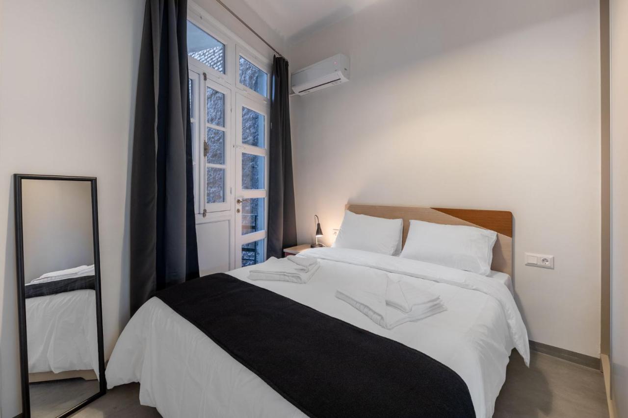 Christiana'S Lovely Apartment In Psyri, Athens Luaran gambar